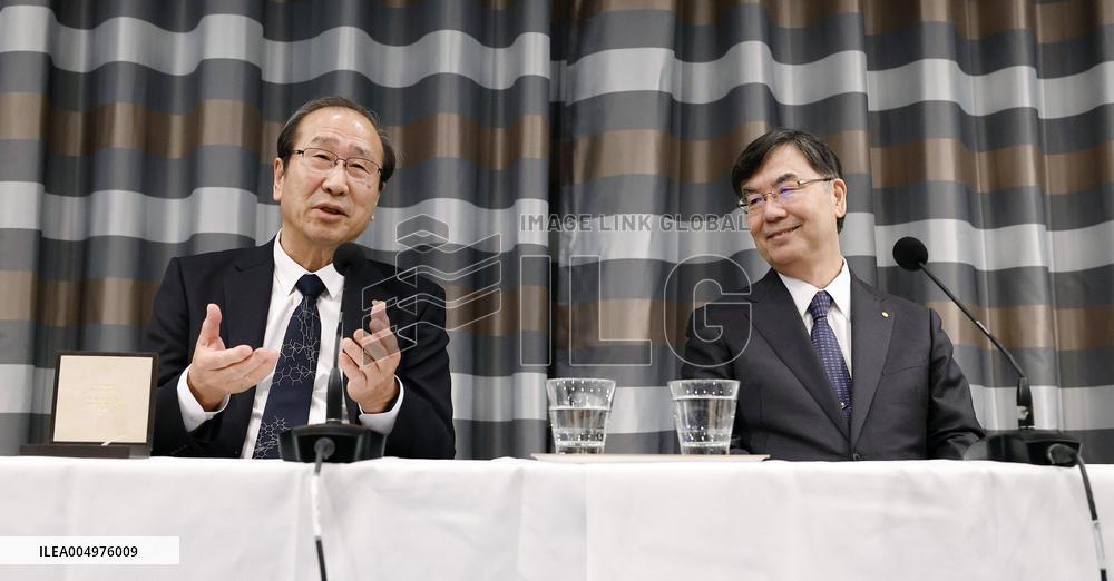 Japanese Nobel laureates in Stockholm