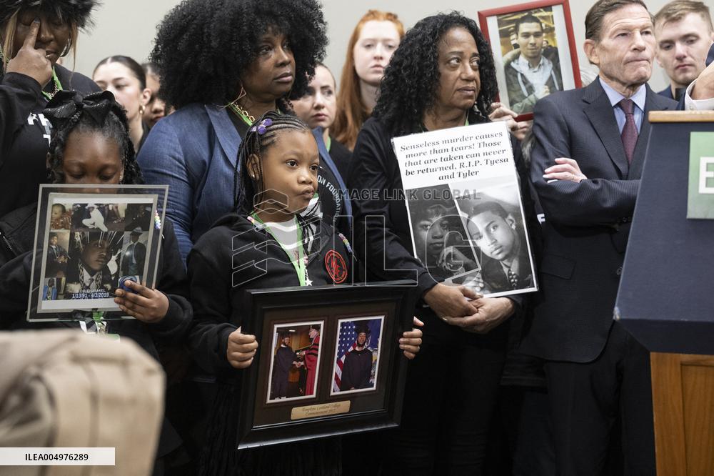 Press conference on gun violence prevention Hart Senate office building