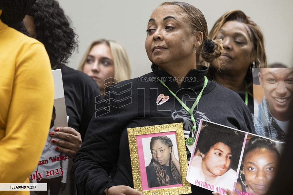 Press conference on gun violence prevention Hart Senate office building