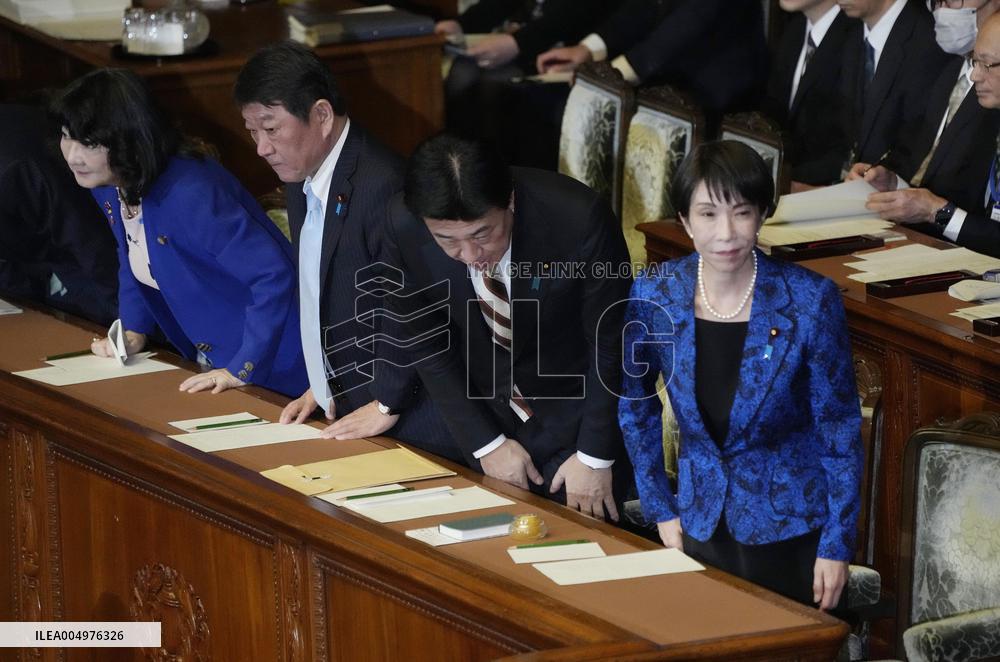 Japan lower house OKs 18 tril. yen extra budget
