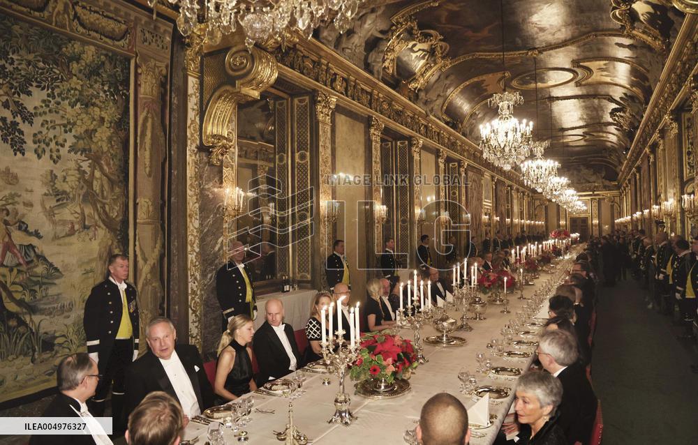 Nobel Prize winners attend banquet at royal palace
