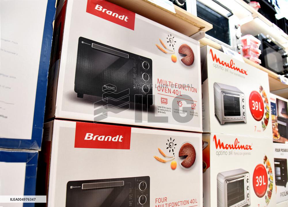 Brandt Appliances Liquidated 700 Jobs Lost - Paris