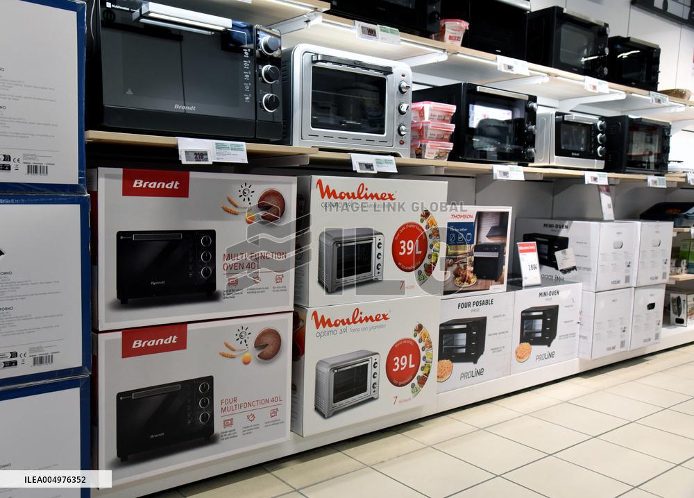 Brandt Appliances Liquidated 700 Jobs Lost - Paris