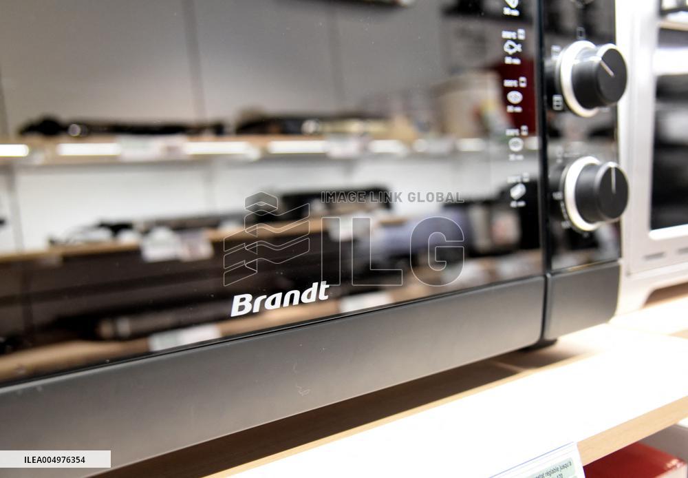 Brandt Appliances Liquidated 700 Jobs Lost - Paris