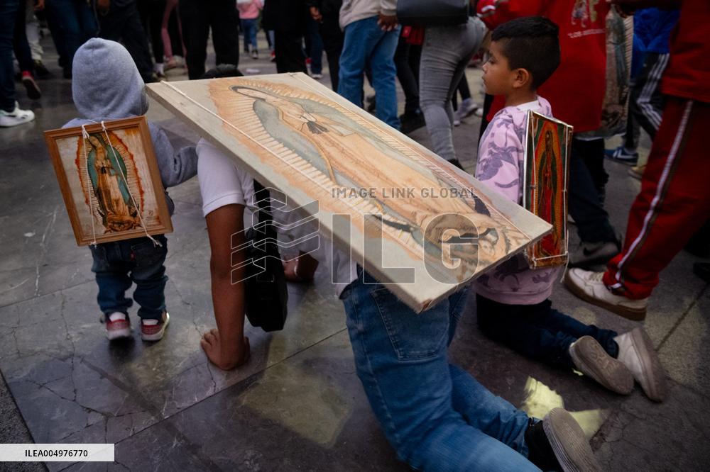 Pilgrims Continue Their Journey Toward Basilica of Guadalupe - Mexico