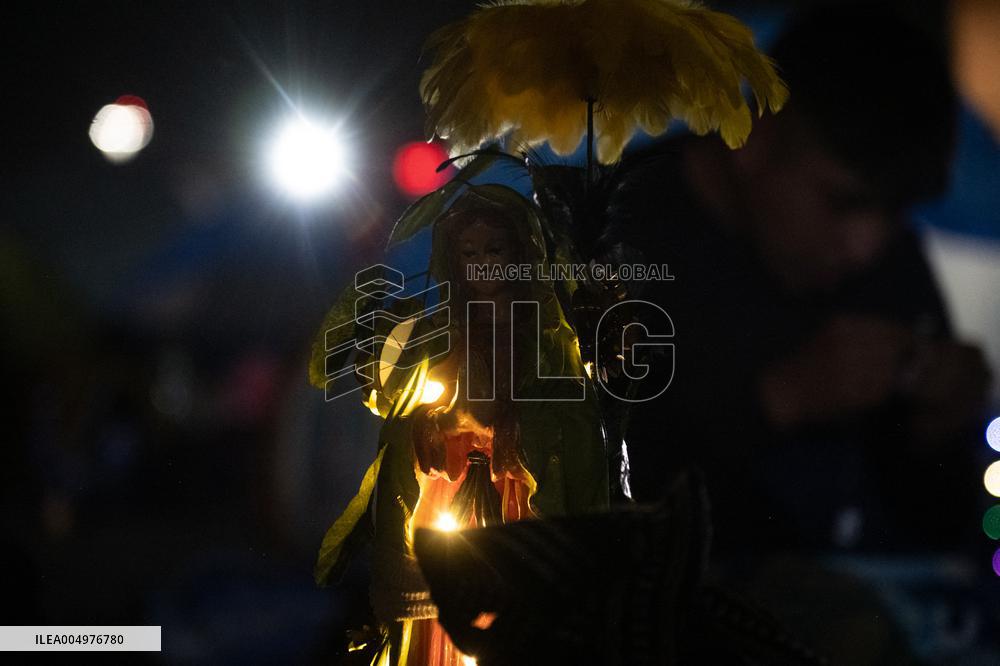 Pilgrims Continue Their Journey Toward Basilica of Guadalupe - Mexico