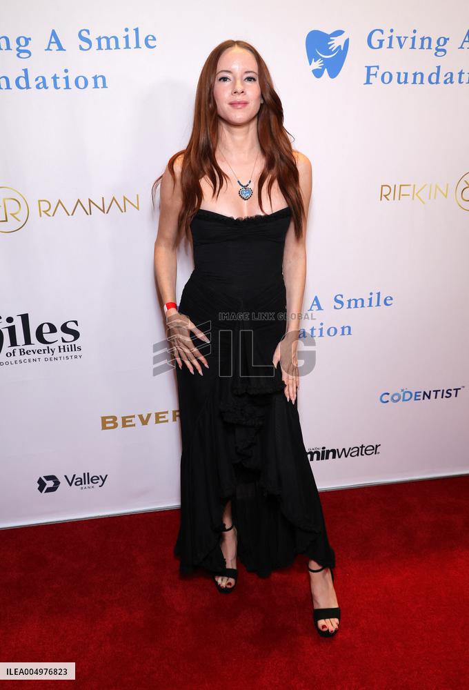 Giving A Smile Foundation Gala Red Carpet - USA