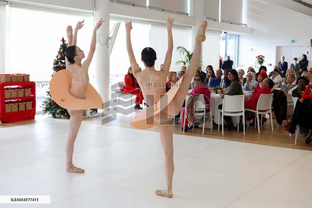NO TABLOIDS - Prince Albert And Princess Charlene With Elders at Red Cross Monegasque Event - Monaco