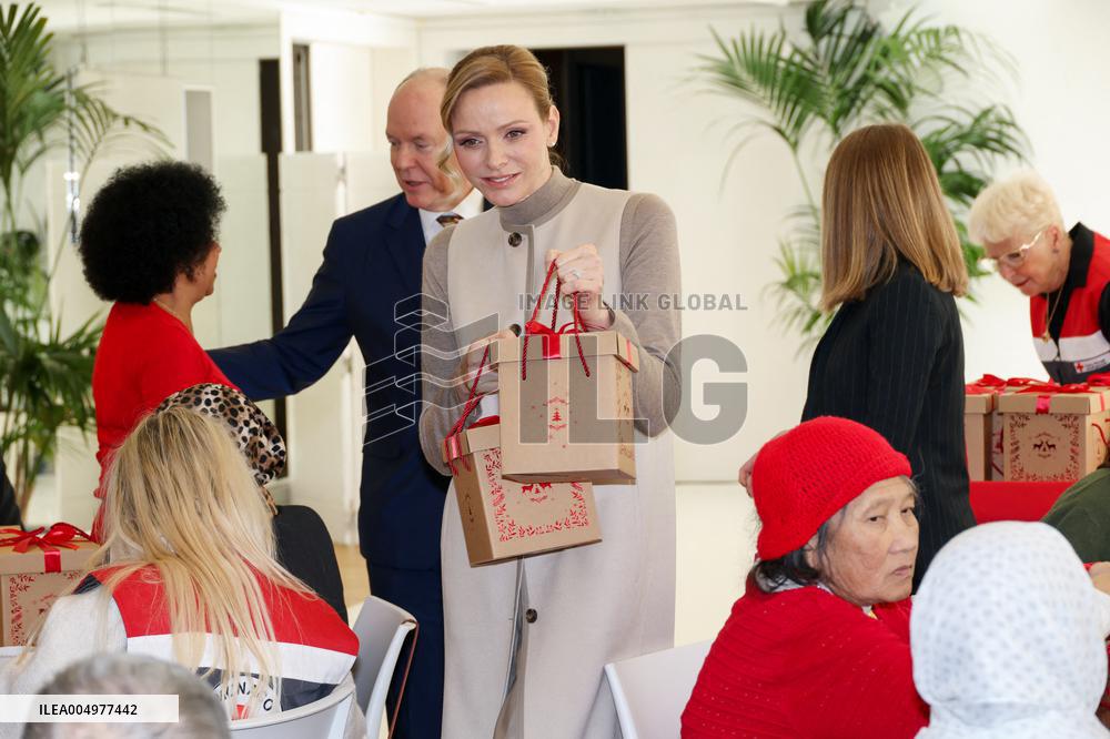 NO TABLOIDS - Prince Albert And Princess Charlene With Elders at Red Cross Monegasque Event - Monaco