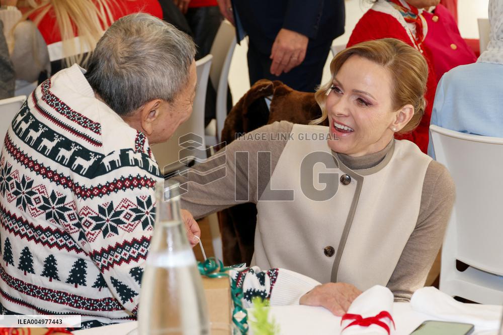 NO TABLOIDS - Prince Albert And Princess Charlene With Elders at Red Cross Monegasque Event - Monaco