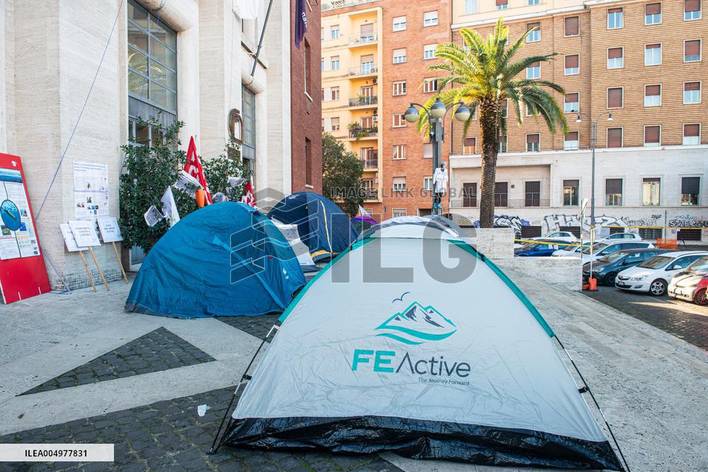 Researchers Protest At CNR Headquarters - Rome