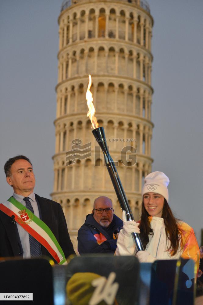 Arrival Of Olympic Flame in the Piazza dei Miracoli - Pisa