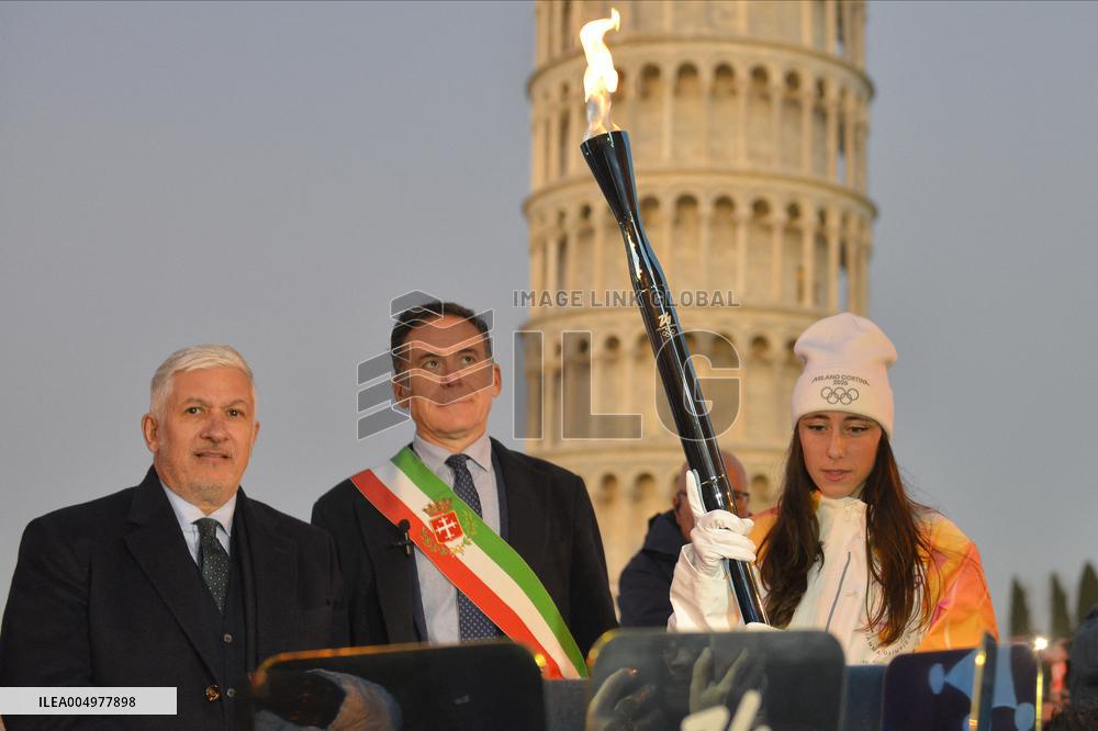 Arrival Of Olympic Flame in the Piazza dei Miracoli - Pisa