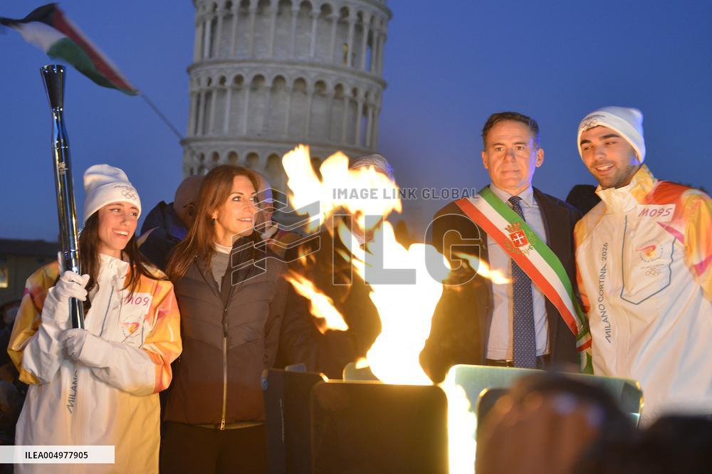 Arrival Of Olympic Flame in the Piazza dei Miracoli - Pisa
