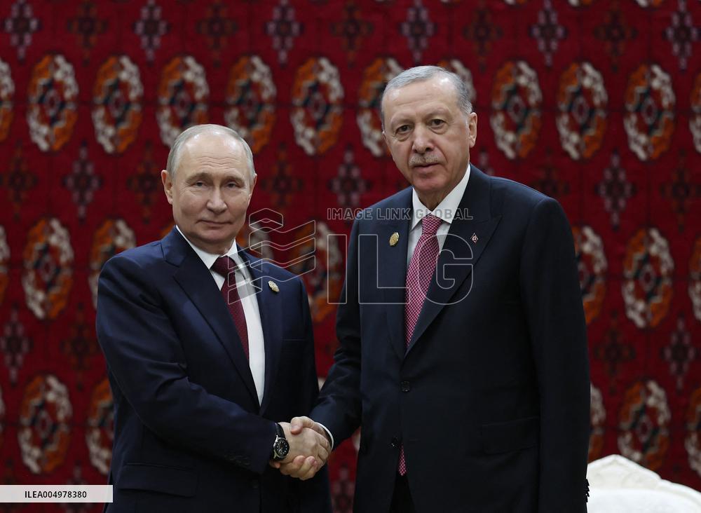Putin Meets Erdogan - Turkmenistan