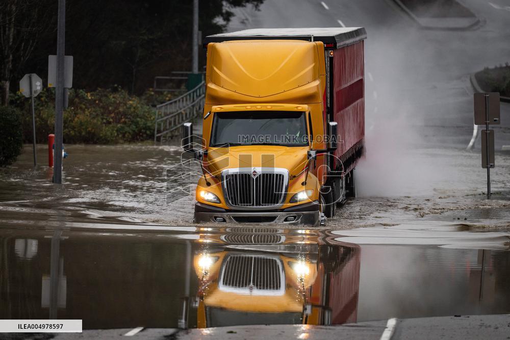 Floodwaters in Abbotsford - Canada