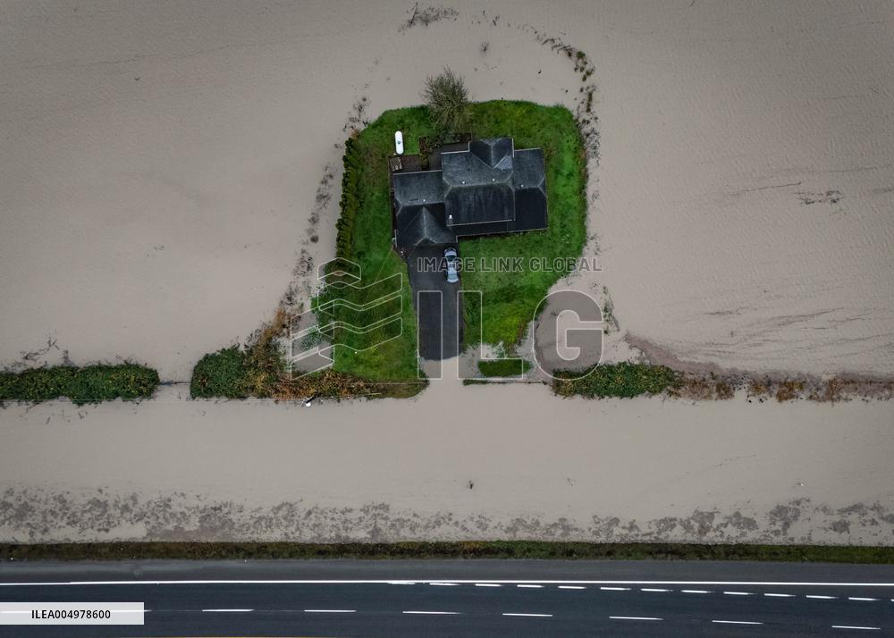 Floodwaters in Abbotsford - Canada