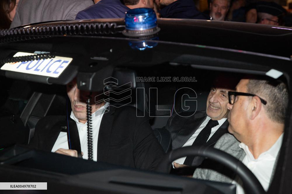 Nicolas Sarkozy At Public Book Signing Event - Menton