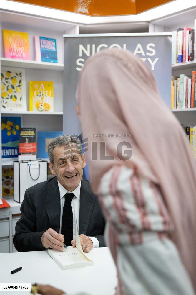 Nicolas Sarkozy At Public Book Signing Event - Menton