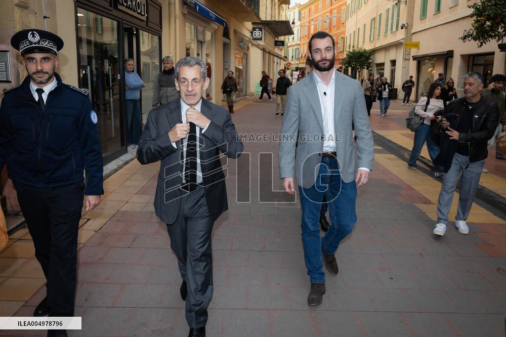 Nicolas Sarkozy And His Son On His Way To Book Signing - Menton
