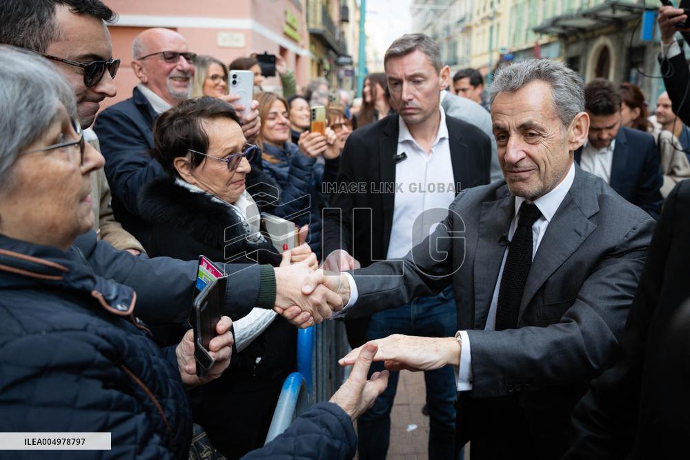 Nicolas Sarkozy And His Son On His Way To Book Signing - Menton