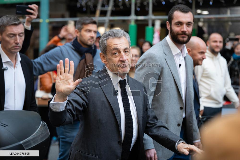 Nicolas Sarkozy And His Son On His Way To Book Signing - Menton