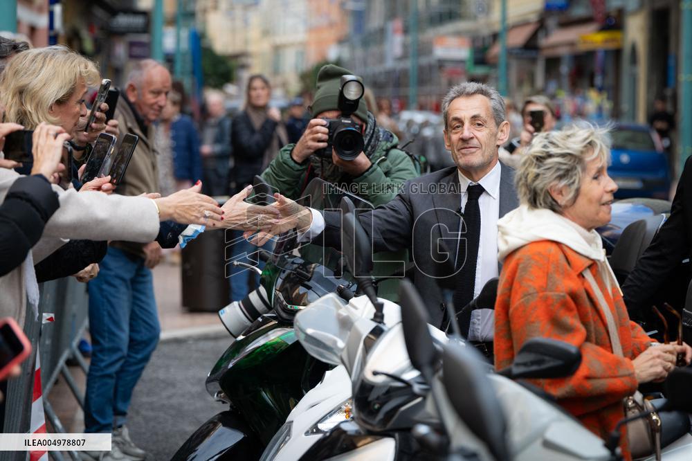 Nicolas Sarkozy And His Son On His Way To Book Signing - Menton