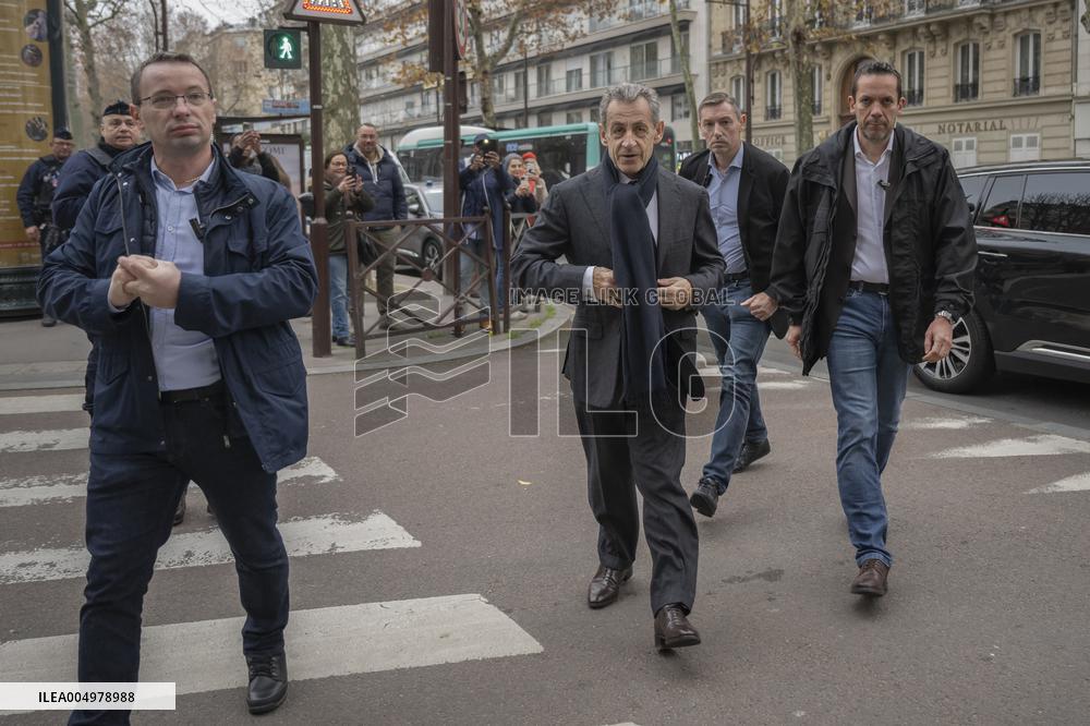 Nicolas Sarkozy At Book Signing Event - Paris