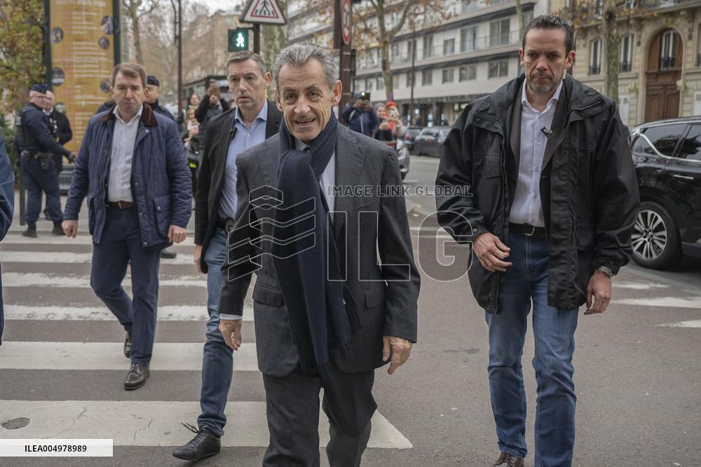 Nicolas Sarkozy At Book Signing Event - Paris