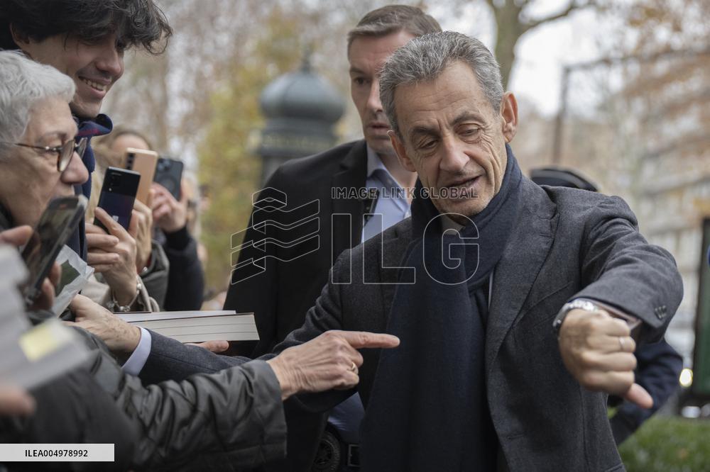 Nicolas Sarkozy At Book Signing Event - Paris