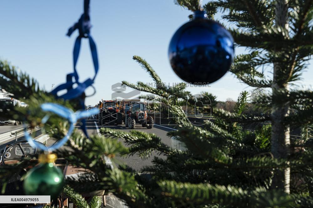 Farmers Blockade On The A64 Motorway Near Carbonne - France
