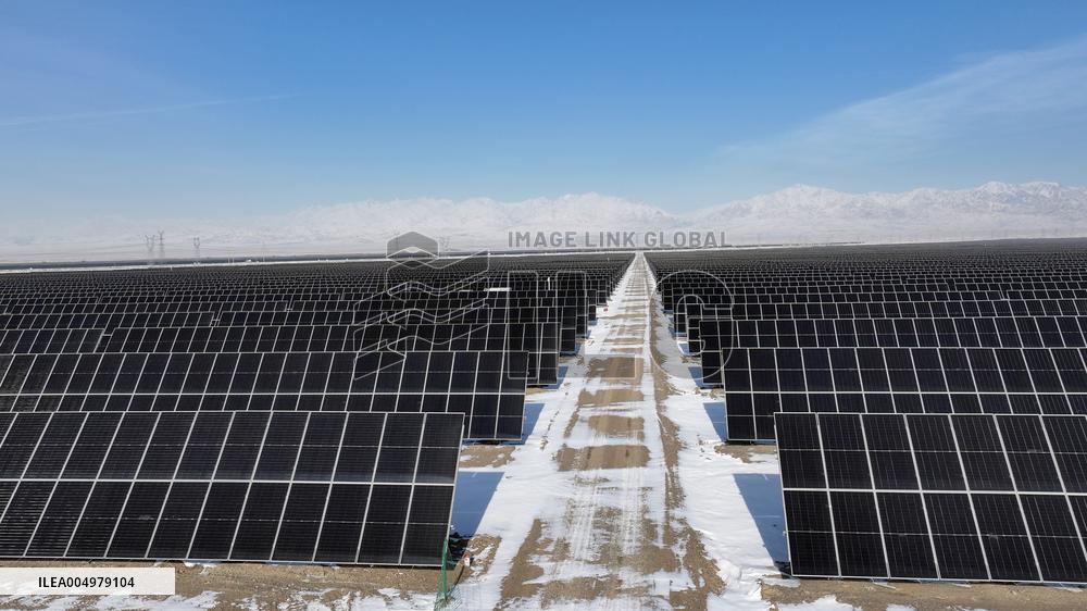 Solar Thermal + Photovoltaic" Integrated Base in Hami