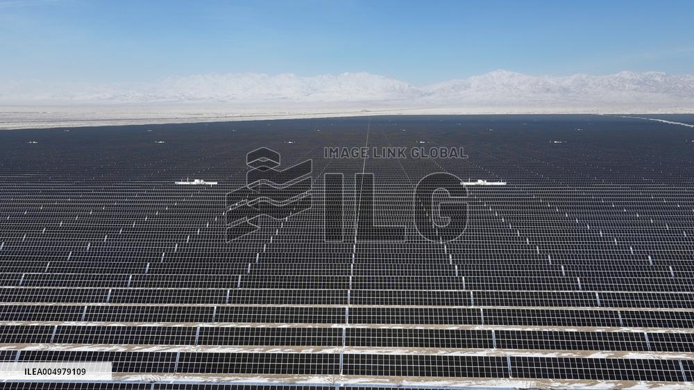 Solar Thermal + Photovoltaic" Integrated Base in Hami