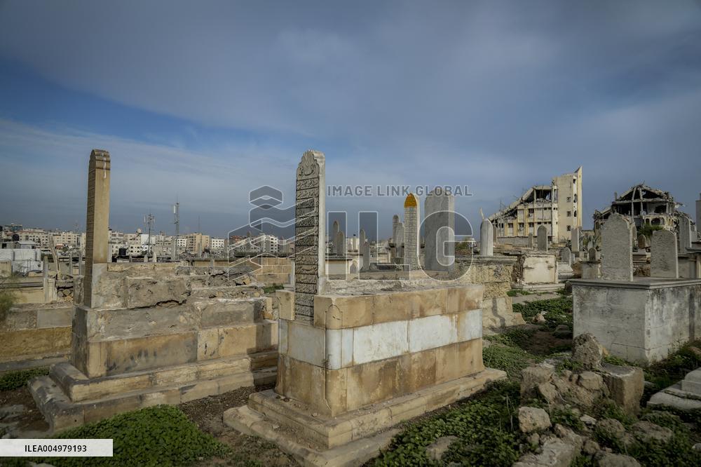 Cemeteries Destroyed In Gaza Strikes