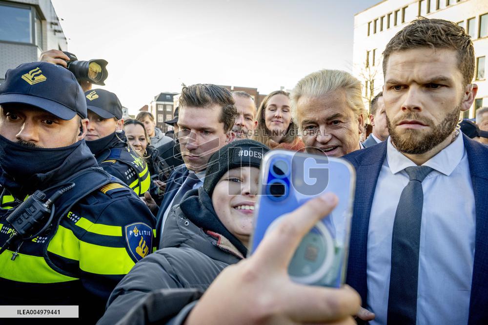 Geert Wilders Starts Tour Of Asylum Center - Papendrecht