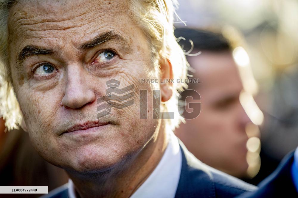 Geert Wilders Starts Tour Of Asylum Center - Papendrecht