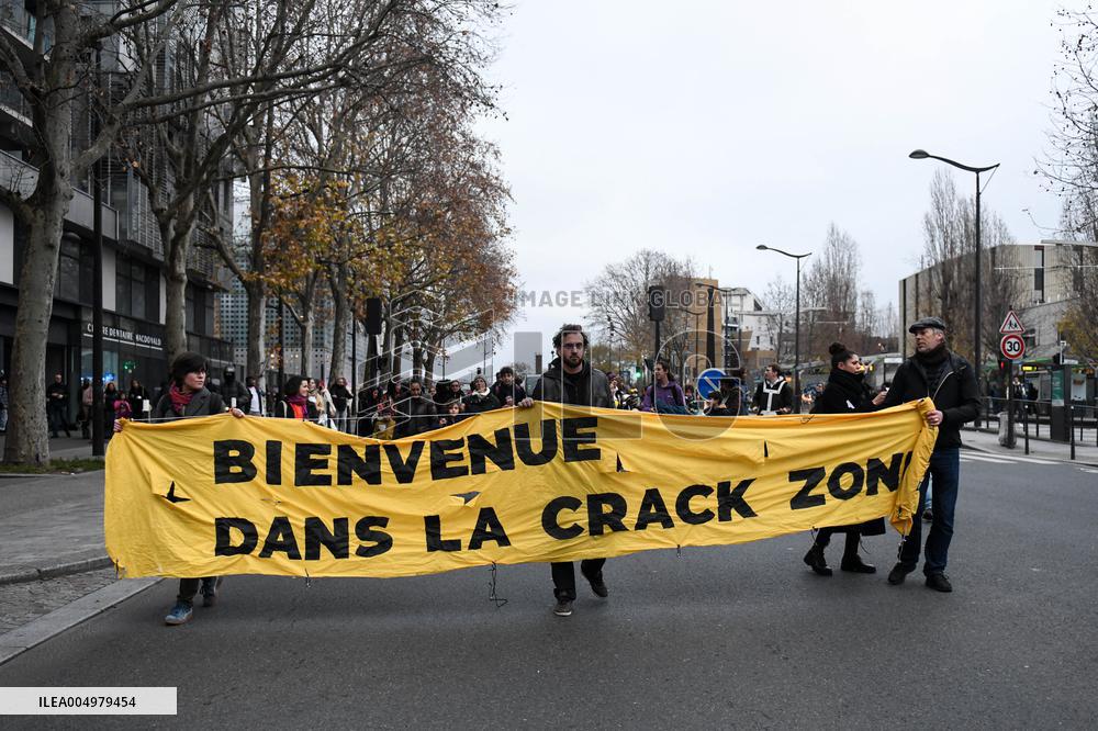 Rosa Parks Neighbourhood Fights Against The Crack Addicts - France