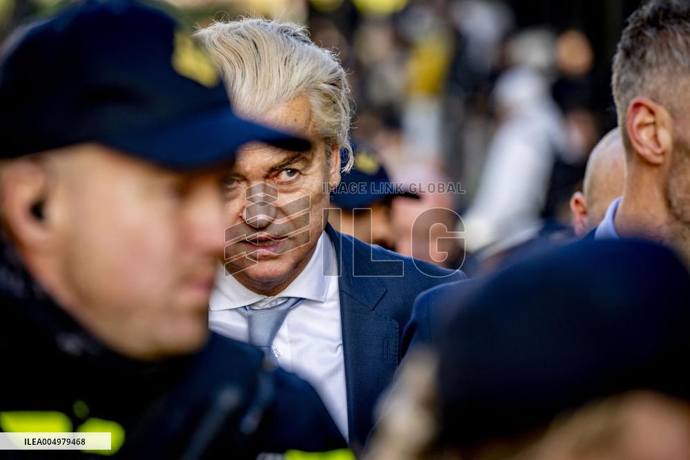 Geert Wilders Starts Tour Of Asylum Center - Papendrecht