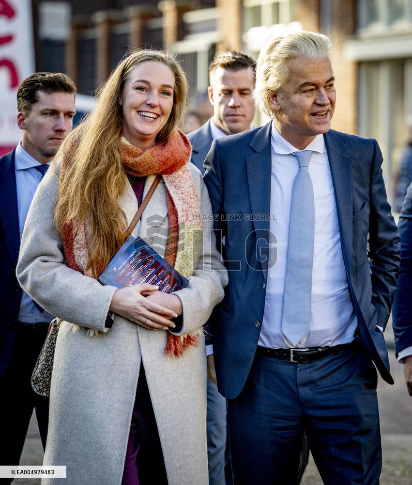 Geert Wilders Starts Tour Of Asylum Center - Papendrecht
