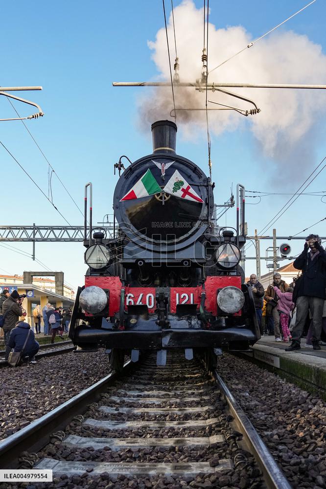 Last Farewell To Milan Steam Train - Italy