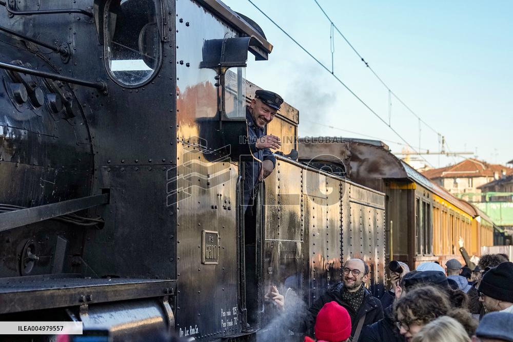 Last Farewell To Milan Steam Train - Italy
