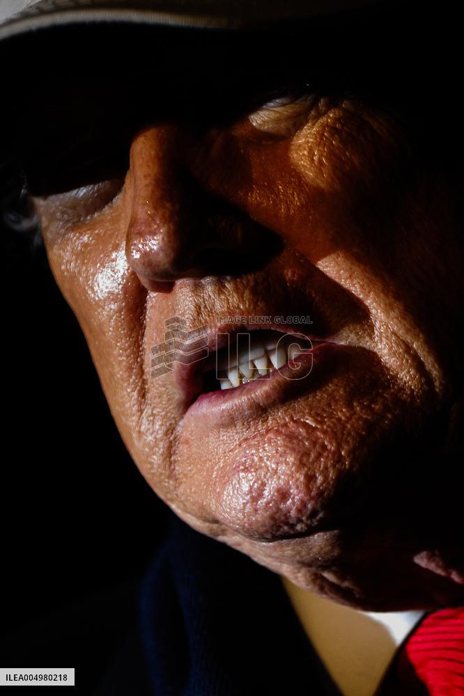 DC: President Trump Returns to White House after Army-Navy Football Game