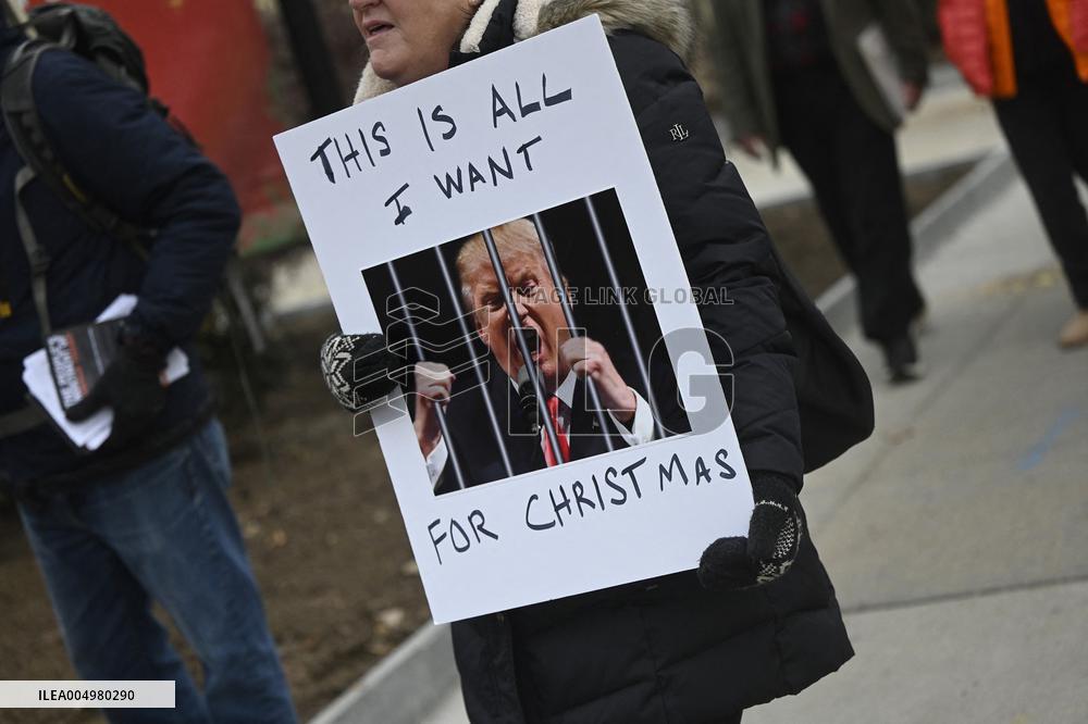 A “Trump Must Go” protest in Washington DC
