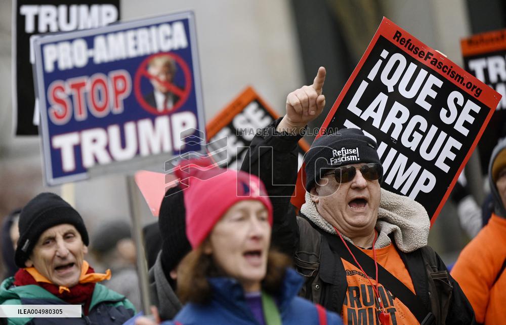 A “Trump Must Go” protest in Washington DC