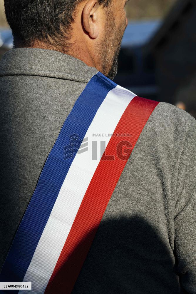 Farmers Protest Against Government's Health Policy on CND - France