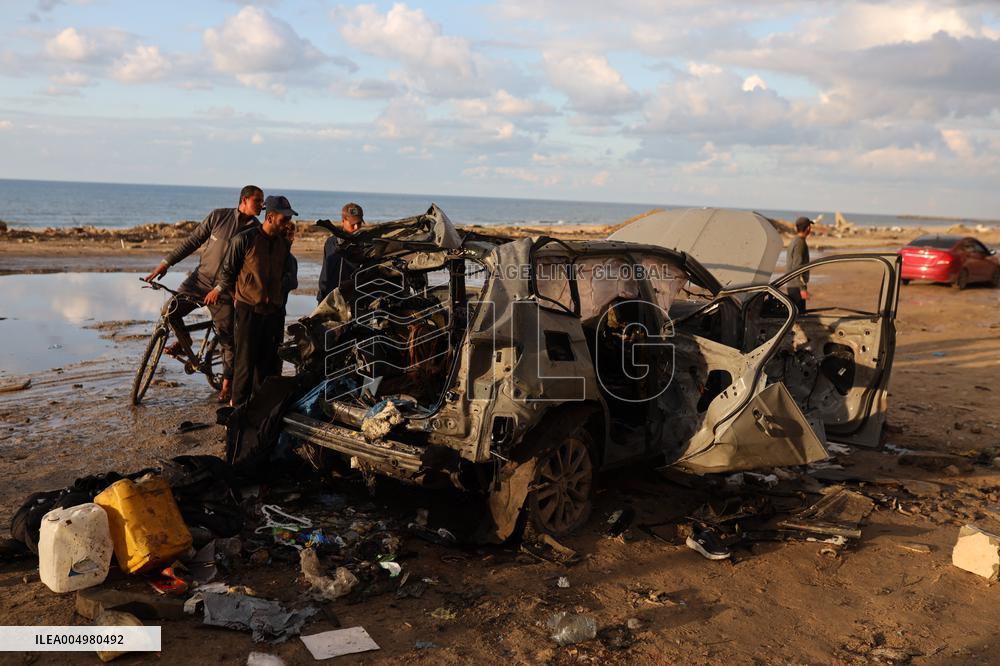 Israeli airstrike on Al-Rashid Street - Gaza City