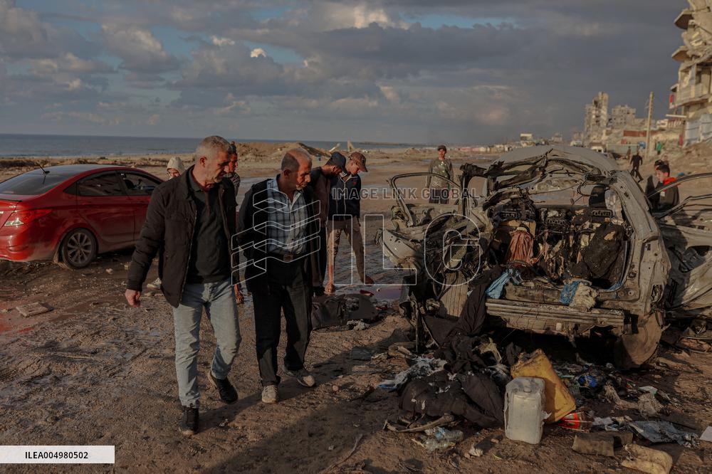 Israeli airstrike on Al-Rashid Street - Gaza City