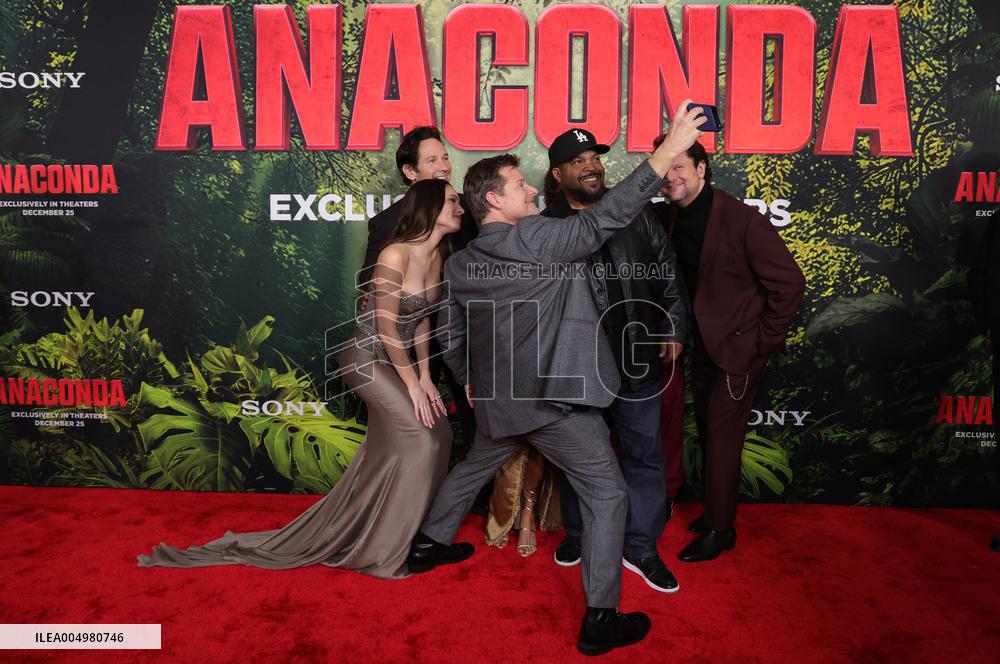 Anaconda Premiere Red Carpet - LA