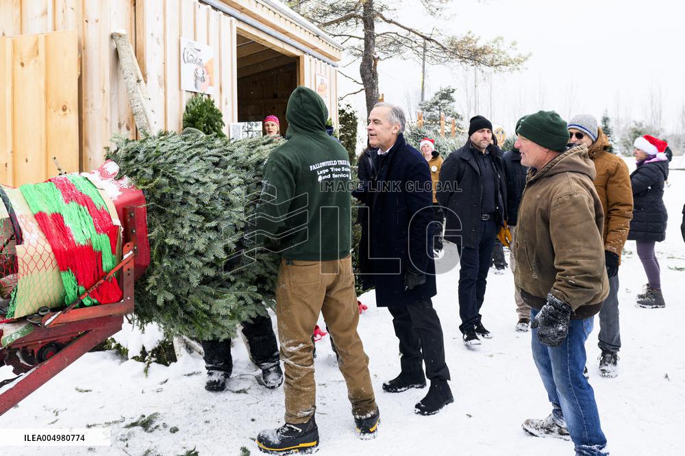 PM Mark Carney Visits Fallowfield Tree Farm - Ottawa