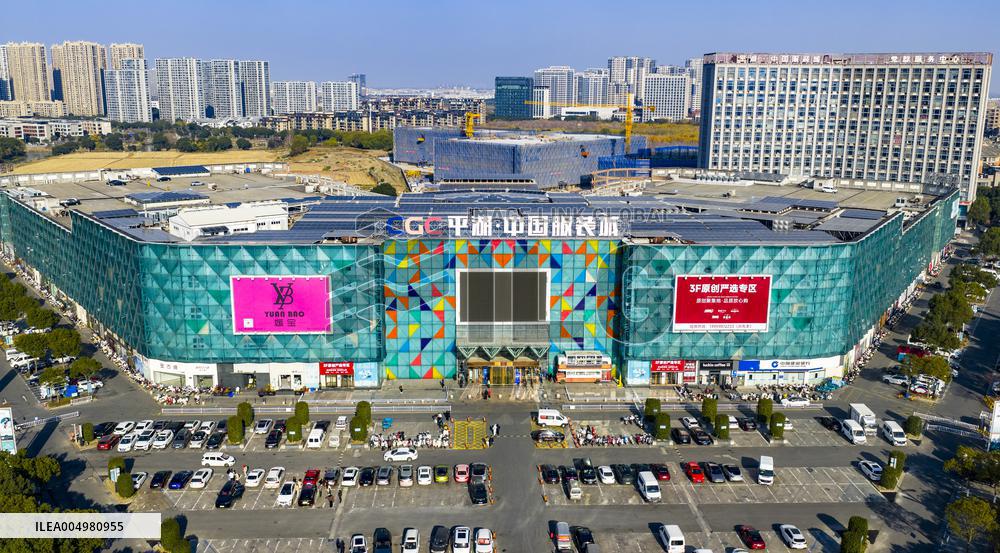 Largest Single Category Down Jacket Professional Market in China